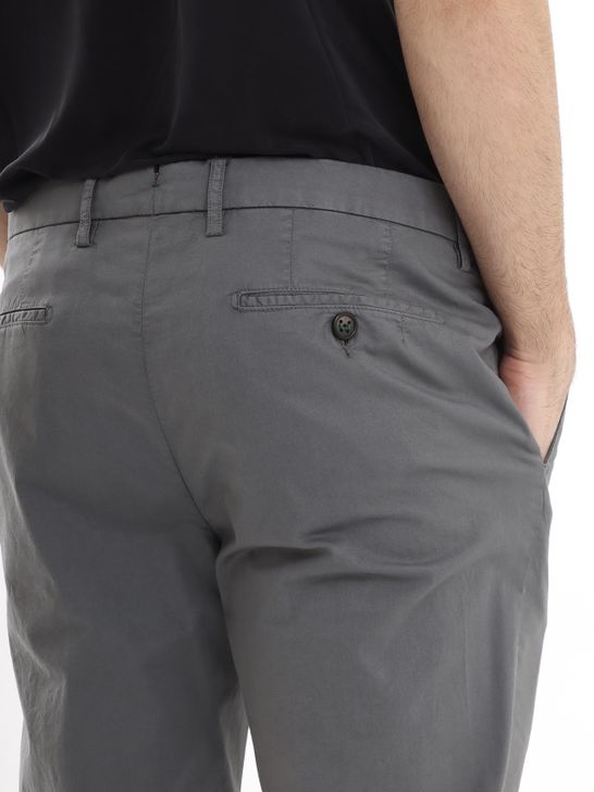 pantaloni-berwich-gabardina-grigio-morello1p-gdts0576x-497