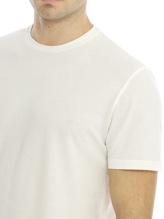 8bdbd9