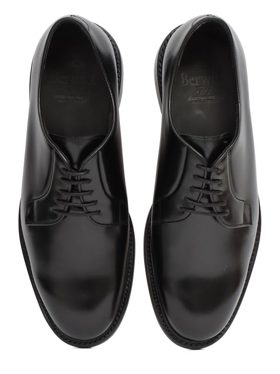 shoes-berwick-1707-black