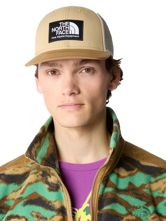 hat-the-north-face-trucker-beige