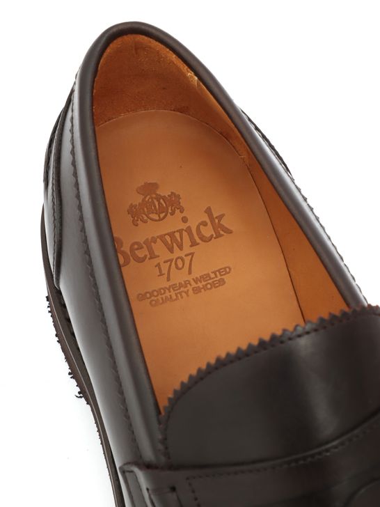 On sale Loafers Berwick 1707 Vibram Brown | VeltroniUomo - The