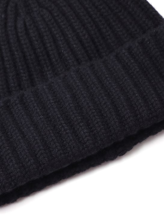 cappello-barna-cashmere-nero-c108-20000-686f4d