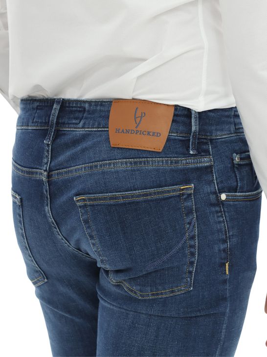 jeans-handpicked-blue