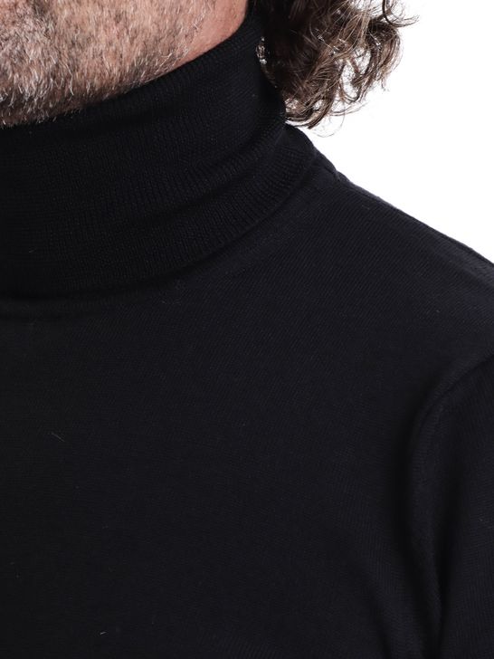 maglia-kangra-merinos-nero-2022-05-13