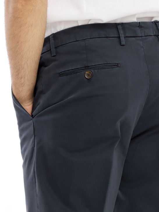 pantaloni-briglia-1949-raso-blu-naviglio-325009-11